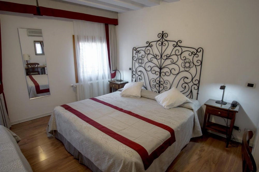 Hotel Antigo Trovatore Main image